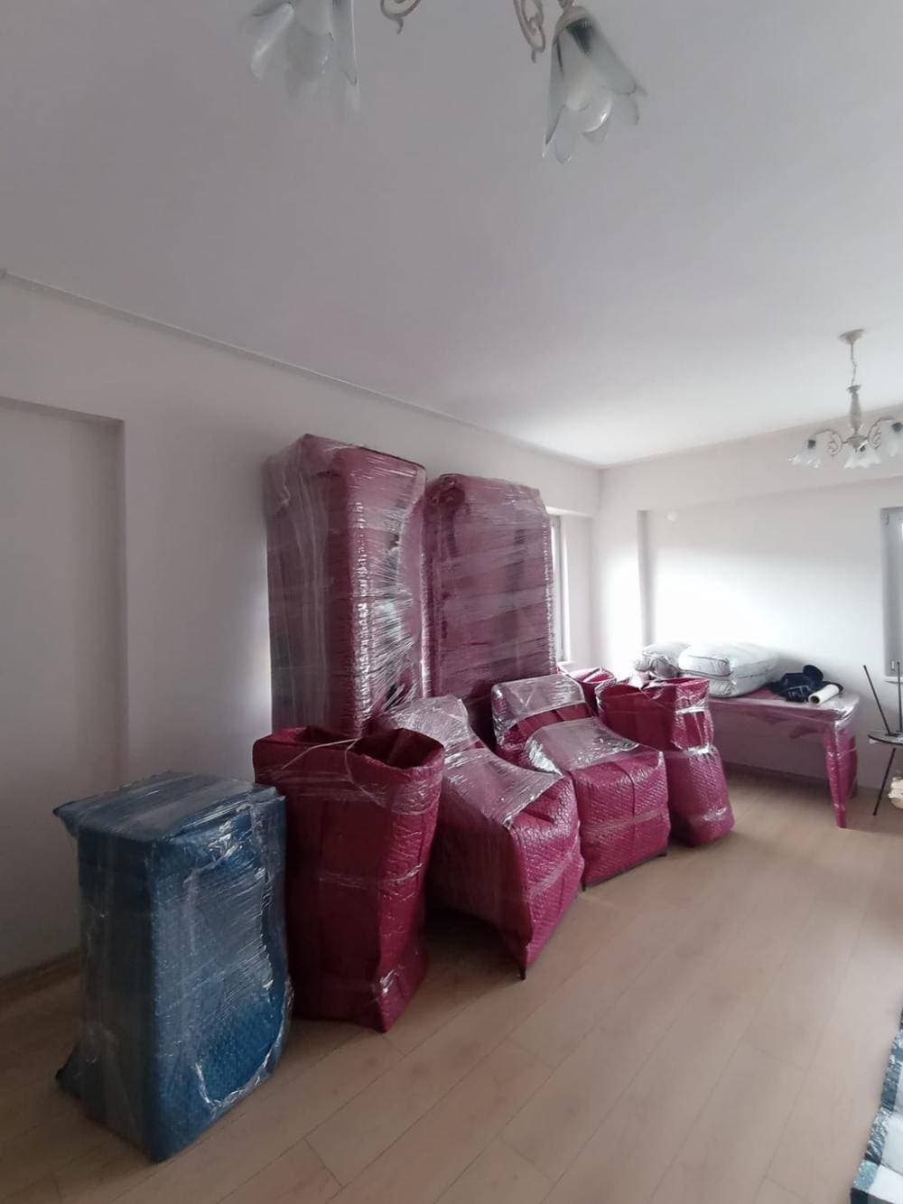 Kırşehir Aybar Evden Eve Nakliyat firmasına ait asansörlü nakliye kurulumu gerçek faaliyet fotoğrafı